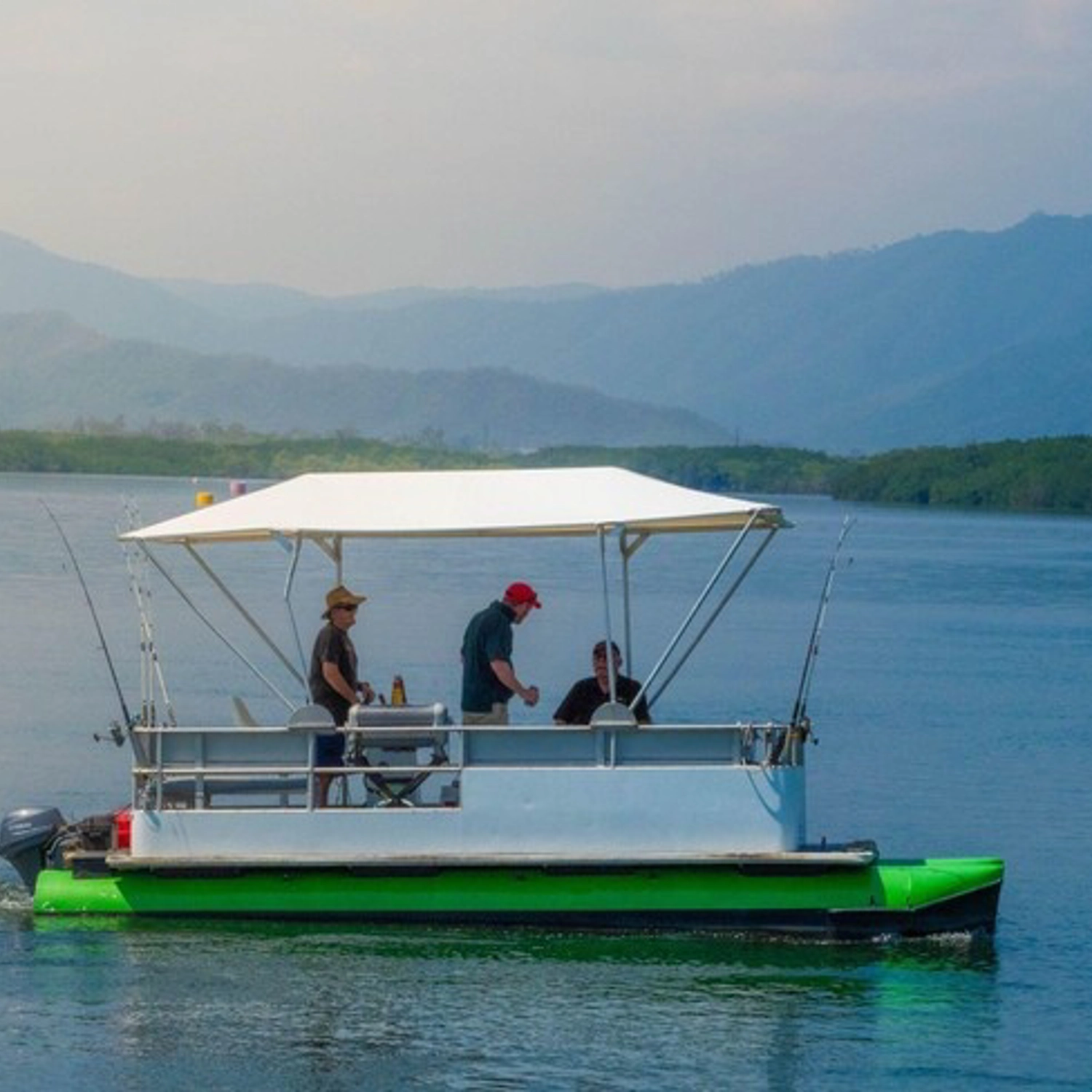 Cairns Boat Hire (8 Man Pontoon Boat)