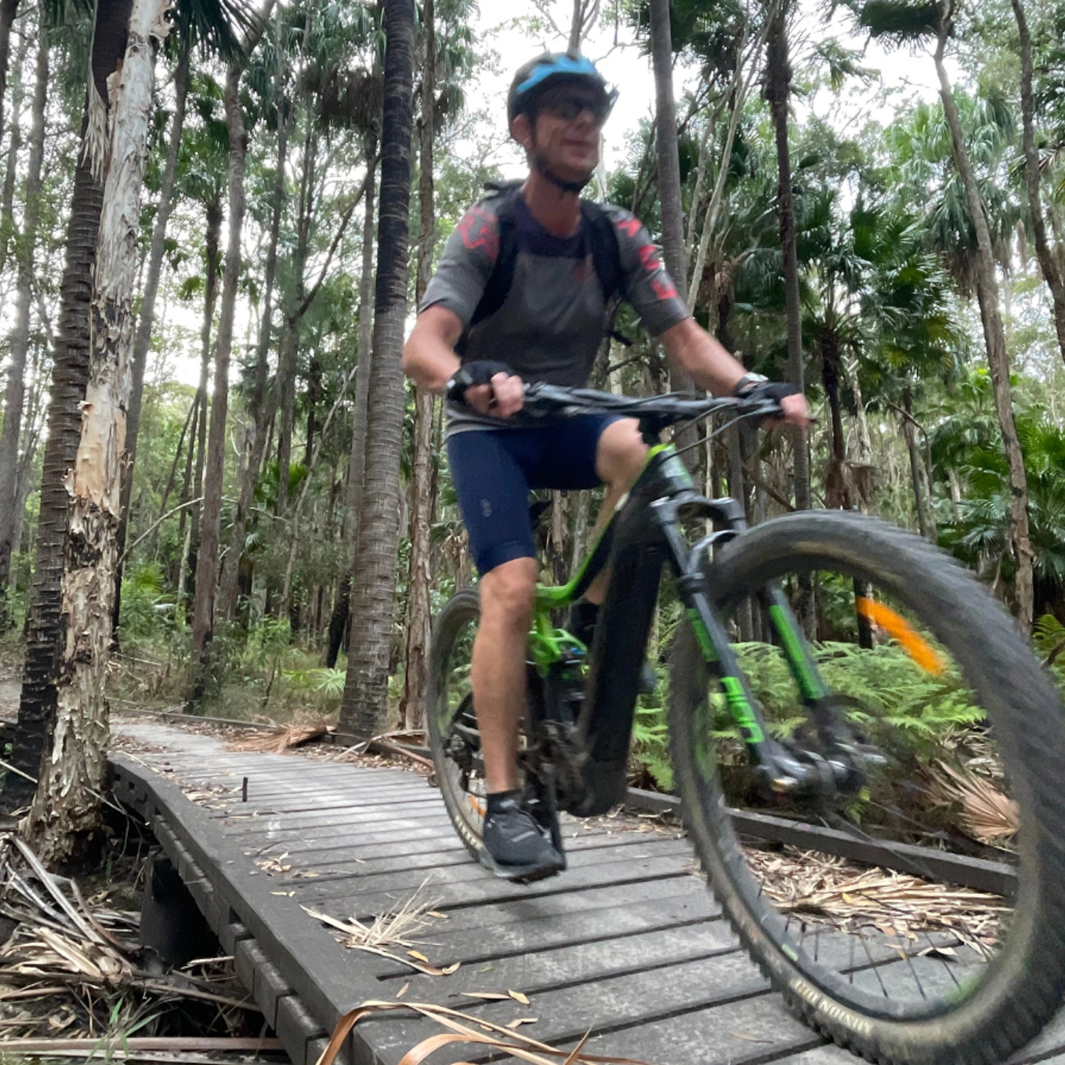 E- Mtn Bike Tour - Group of 2 4