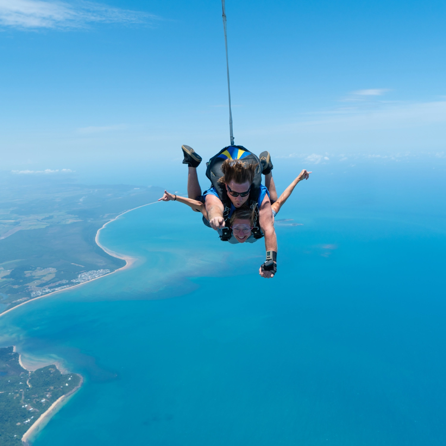Mission Beach Tandem 15,000ft Skydive with Mission Beach Transfers 2